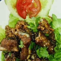 ร้านอาหาร Golden sand restaurant Jomtien beach pattaya