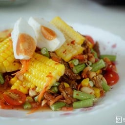 [อร่อยซ่ากับโค้ก] ตำไทยไข่เค็ม +  โค้ก ออริจินัล (กระป๋อง) 