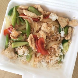 ผัดเปรี้ยวหวานไก่