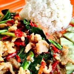 ราดหน้า 18 ร้าน 18 ล้าน