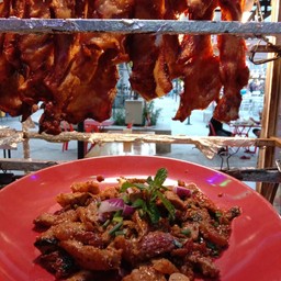 น้ำตกเนื้อ