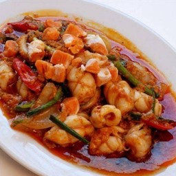 ทะเลผัดพริกเผา ราดข้าว