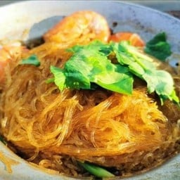 หมีพ่นไฟ ตลาดท่านา บางกระเบา