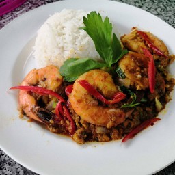 ข้าวราดผัดผงกะหรี่