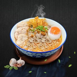 ก๋วยเตี๋ยวต้มยำหมูเด้ง