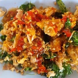 ไก่ทอดซอส 3 รส กับข้าว