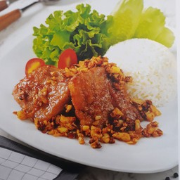 ข้าวหมูทอด