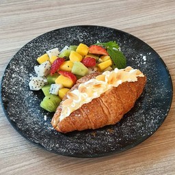 รอยัลครัวซองท์(Royal Croissant)