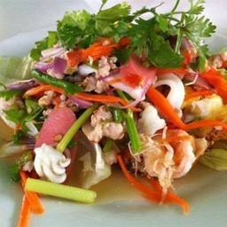 น้อยตำยำ