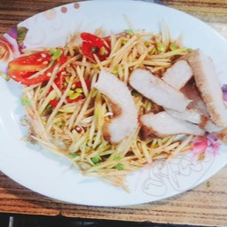 ส้มตำปลาร้าคอหมูย่าง