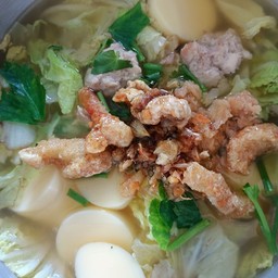 ต้มเลือดหมูยายแก้วเจ้าเก่าหงส์ประยูร