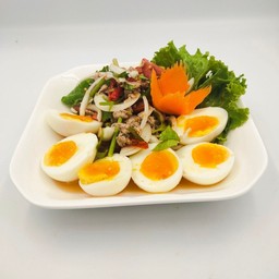 ยำไข่ต้ม