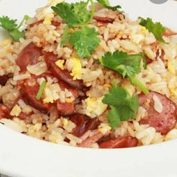 ข้าวผัดกุนเชียง