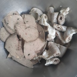 เครื่องในหมูตับ,ไส้อ่อน