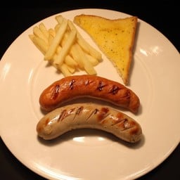 ไส้กรอกหมูรมควัน + ไส้กรอกวิลล์(หมู)