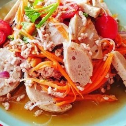 ยำวุ้นเส้น หมูสับ หมูยอ ปูอัด ใส้กรอก