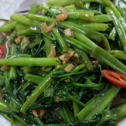 ผักบุ้งกะปิ