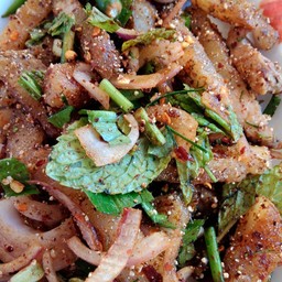 พล่าเนื้ออีสาน