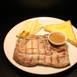 พอร์คช็อพซอสพริกไทยดำ