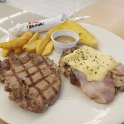 Mr.steak สี่แยกนายหนัง