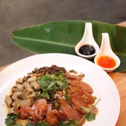 ก้วยเตี๋ยวหลอดทรงเครื่อง