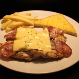 ไก่เบคอนชีส