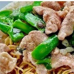 ราดหน้า-หมี่กรอบ-..