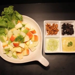 สลัดแอปเปิ้ล