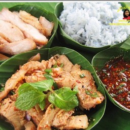 ลาบน้ำตก หมู เด็กไม่ใส่พริก ไม่ผัก