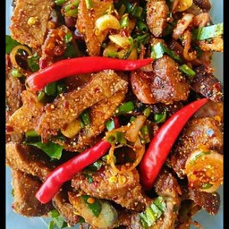 นมหมูย่าง