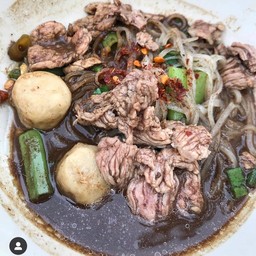 เส้นเล็กน้ำตกเนื้อ