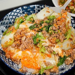 ข้าว ผักกาดขาวผัดไข่ใส่หมูสับ