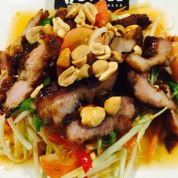 หมูตกครก
