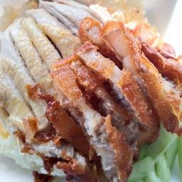 ข้าวมันไก่+หมูทอดธรรมดา