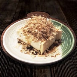 สลัดเต้าหู้เย็น