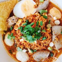 ข้าวคลุกกะปิทรงเครื่อง พุทธมณฑลสาย4