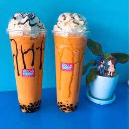 ชาไทยปั่น แก้วยีราฟ