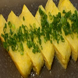 Omelet roll(だし巻き卵)