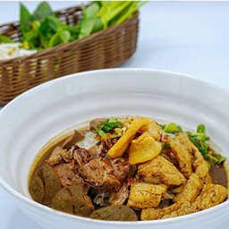 ก๋วยเตี๋ยวน้ำตกเนื้อ