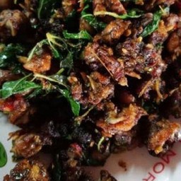 กระเพรากบทอดเปนกับ