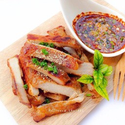 คอหมูย่าง