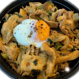 Pork belly rice bowl(豚バラ丼)