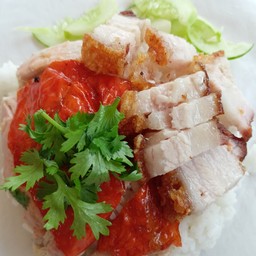 ข้าวหน้าไก่กรอบ