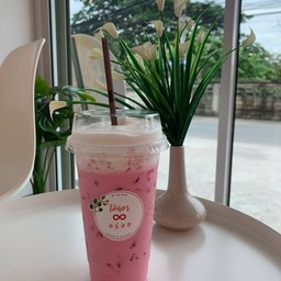 นมสดชมพู เย็น