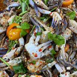 ยำมะม่วงทะเลถาดอาหมง