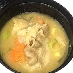 Tonjiru soup(豚汁)