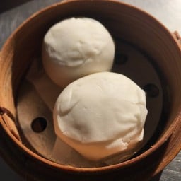 ซาลาเปาไส้ครีม