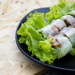 ปอเปี๊ยะสด 2ชิ้น