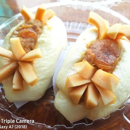 ขนมจีบ-ซาลาเปาฮ่องเต้ บ้านครูติ๋ว
