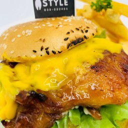 เบอร์เกอร์ไก่ย่างชีส